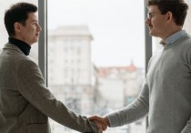 什麼是銷售？概念、類型 、銷售流程、 範例