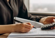 什麼是經紀人？概念、特徵、類型 、範例