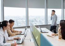 什麼是中小企業？概念、特徵、類型與分類 、經濟中的重要性、 範例