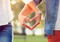 什麼是墜入愛河？概念、對人們影響。特徵和症狀、涉及因素