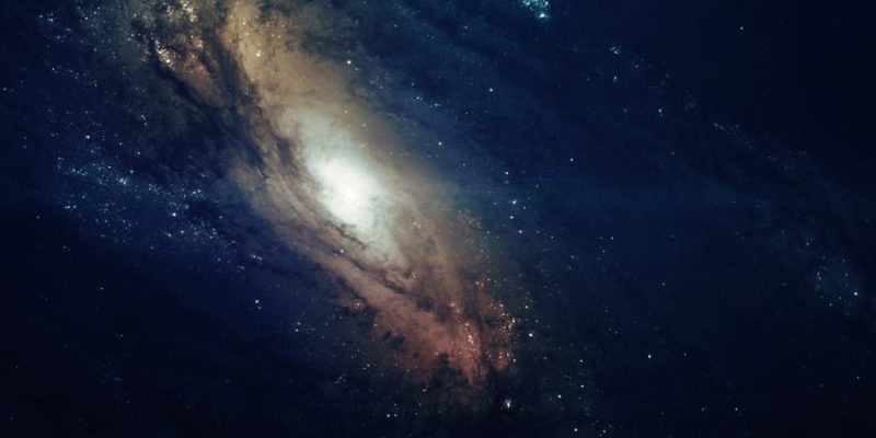 什麼是穩態理論？概念、完美宇宙學原理以及反駁證據