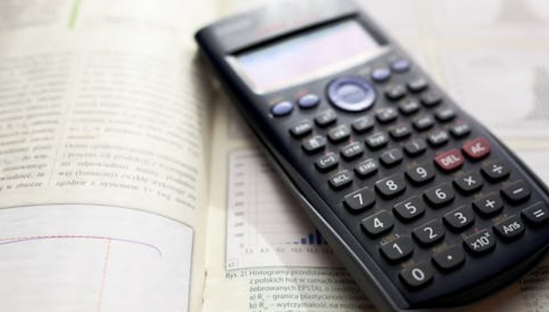 什麼是算術平均?概念、用途、計算方法、範例 什麼是算術平均?概念、用途、計算方法、範例