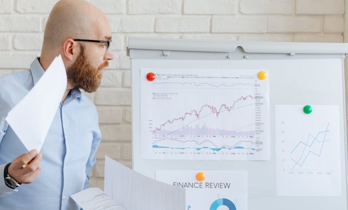 什麼是行政會計？概念、特徵、行政與財務會計 、範例