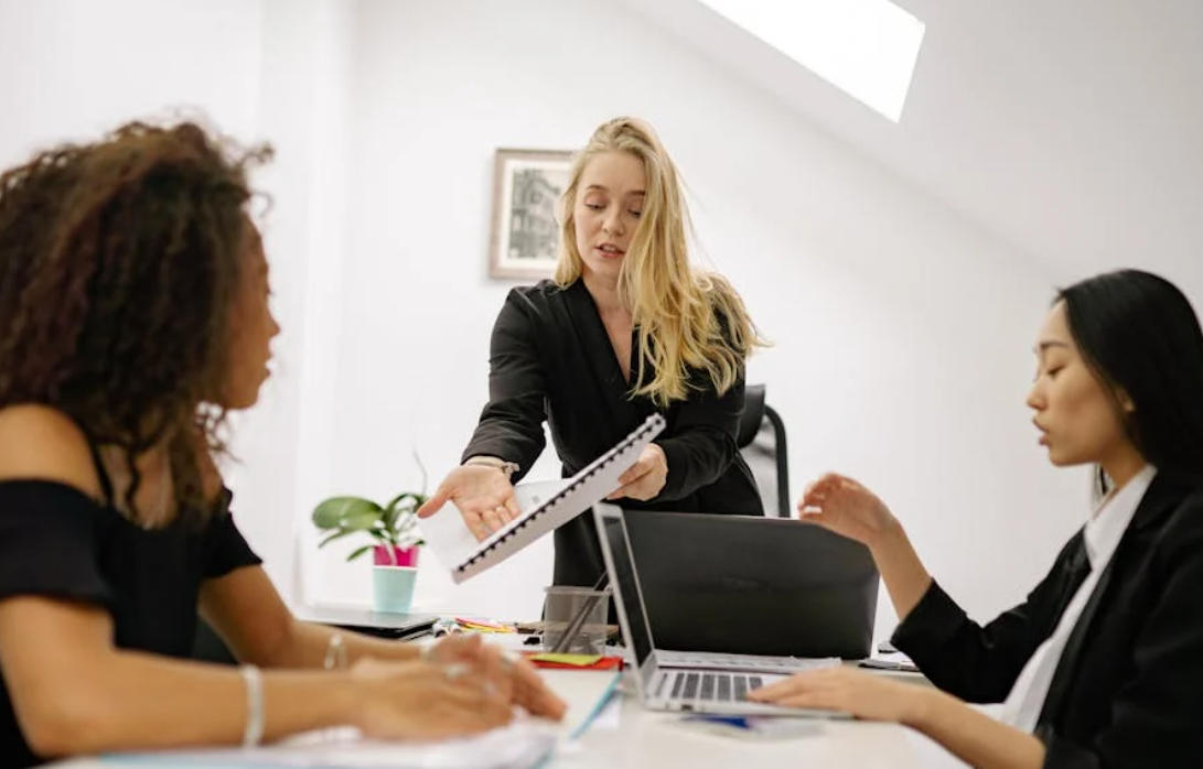 什麼是企業生產力?概念、外部因素、 內部因素 什麼是企業生產力?概念、外部因素、 內部因素