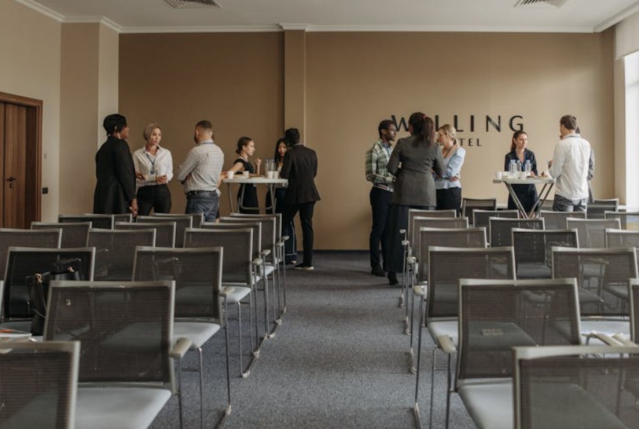 什麼是員工？概念、類型 、範例