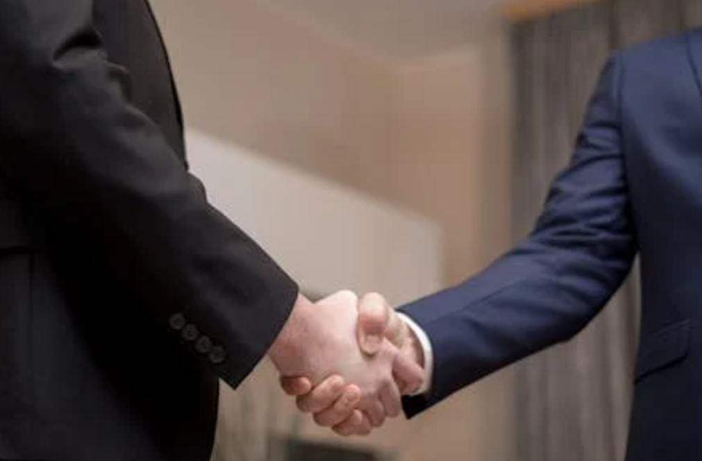 什麼是買方？概念、特徵、類型 、買家與消費者、 範例