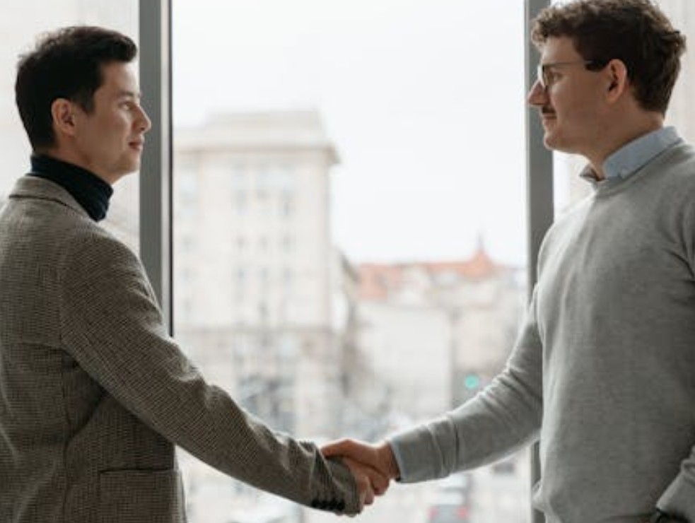 什麼是銷售？概念、類型 、銷售流程、 範例