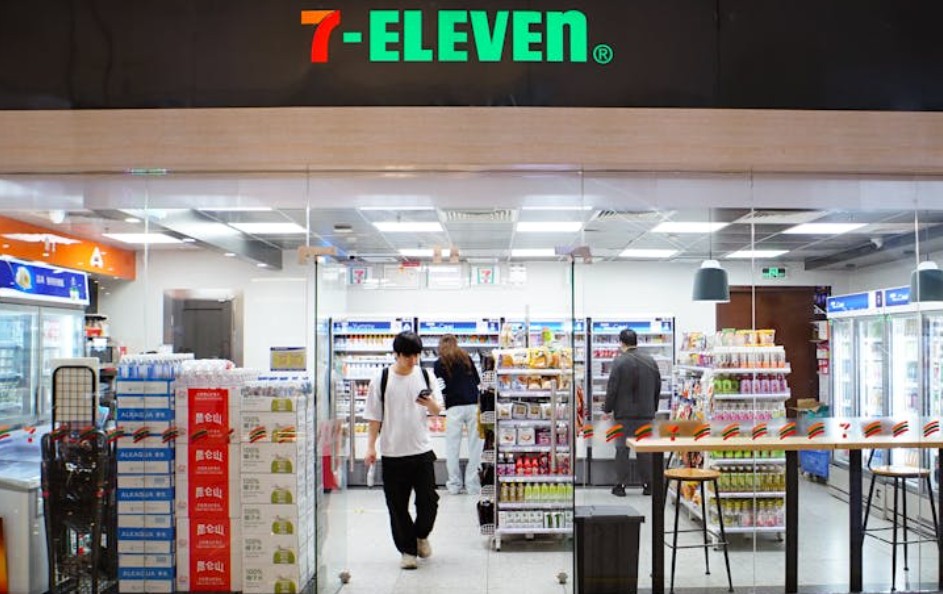 什麼是擴張性貨幣政策？概念、特徵、對經濟的影響